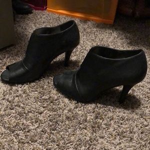 NINE WEST Black, Peep toe, ankle booties!